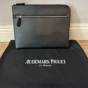 AUDEMARS PIGUET Black zip up leather folio bag